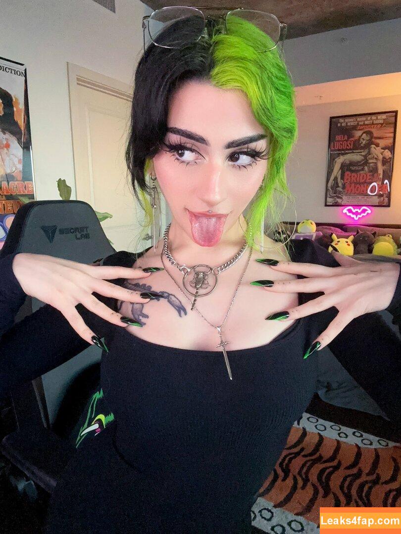 lilbatty / Skye Bedell / lil.batty / lilbattyy leaked photo photo #0153