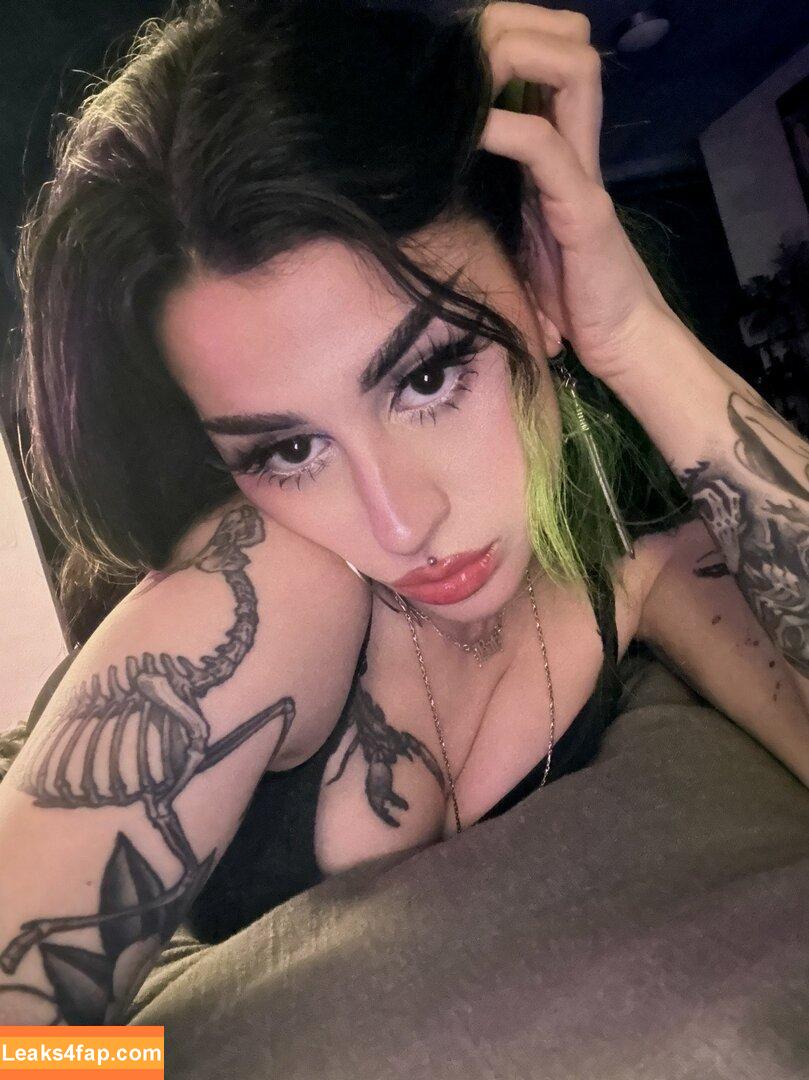 lilbatty / Skye Bedell / lil.batty / lilbattyy leaked photo photo #0156