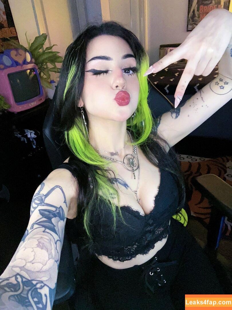 lilbatty / Skye Bedell / lil.batty / lilbattyy leaked photo photo #0162