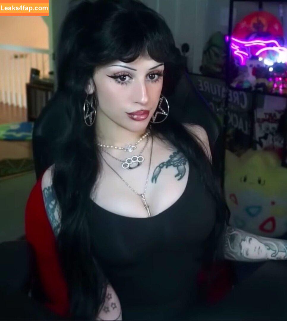 lilbatty / Skye Bedell / lil.batty / lilbattyy leaked photo photo #0389