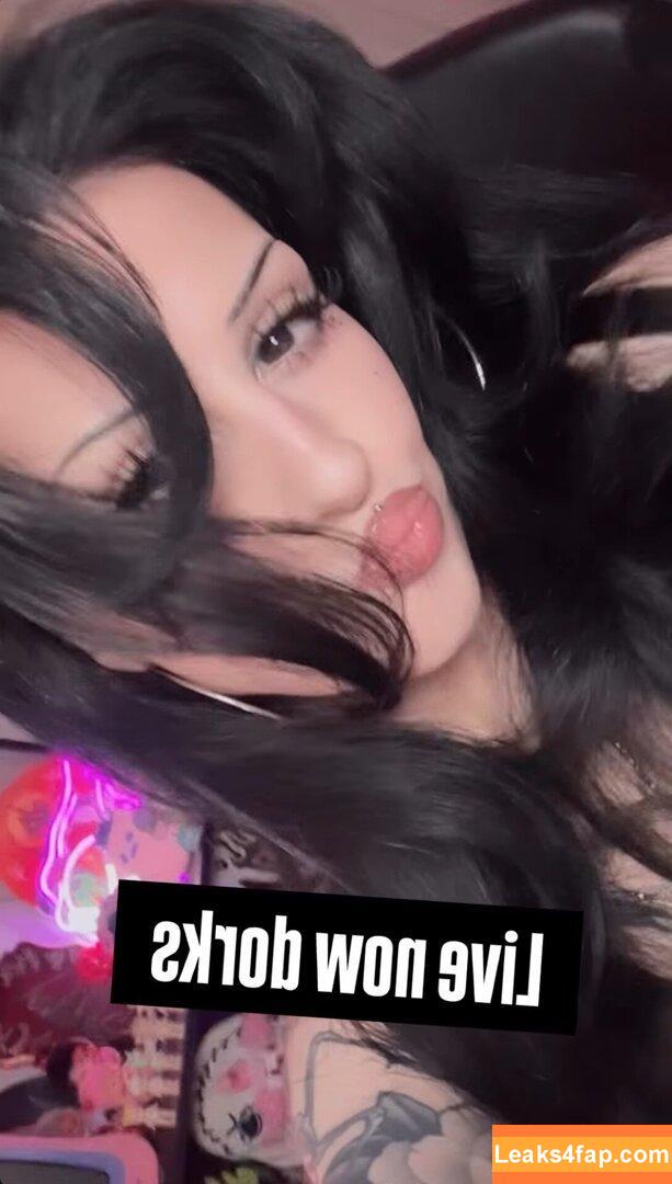 lilbatty / Skye Bedell / lil.batty / lilbattyy leaked photo photo #0405