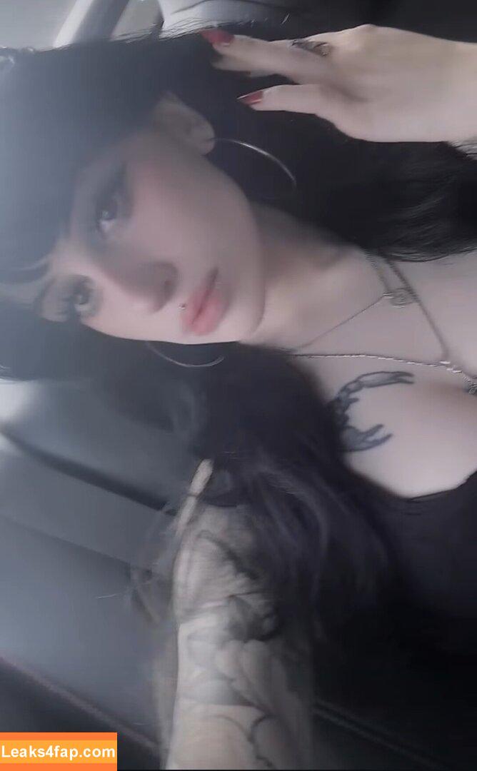 lilbatty / Skye Bedell / lil.batty / lilbattyy leaked photo photo #0416