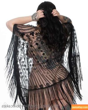 lildebbiecakes photo #0005