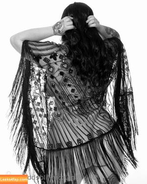 lildebbiecakes photo #0012