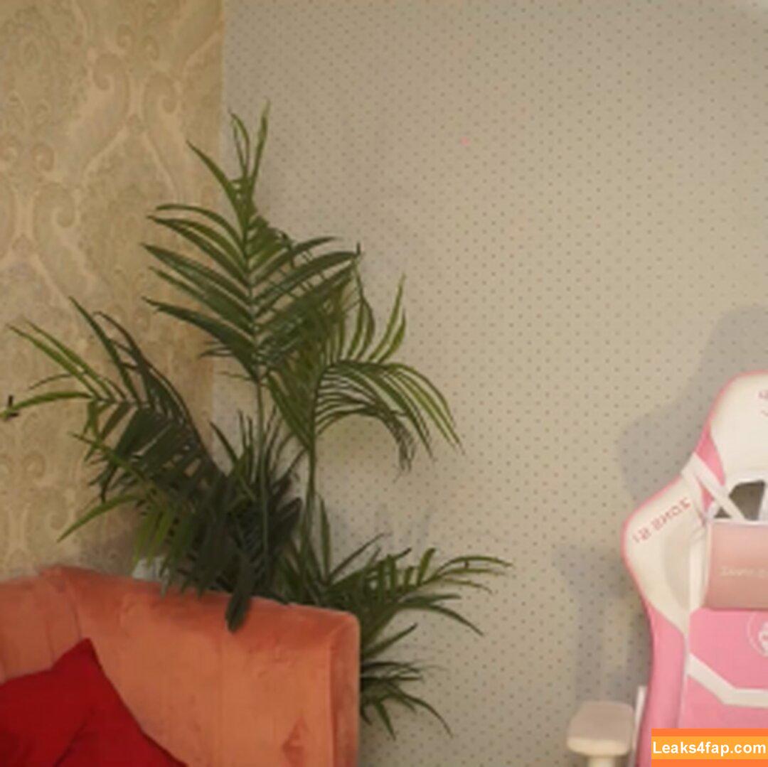 Lili_01 / lili_63 leaked photo photo #0033