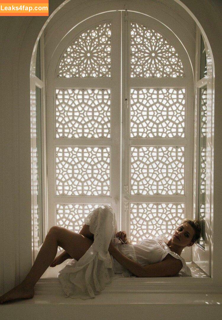 Lili Reinhart / Unpublished Photos / lilireinhart leaked photo photo #0011