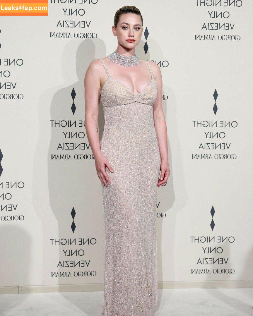 Lili Reinhart / Unpublished Photos / lilireinhart leaked photo photo #0180