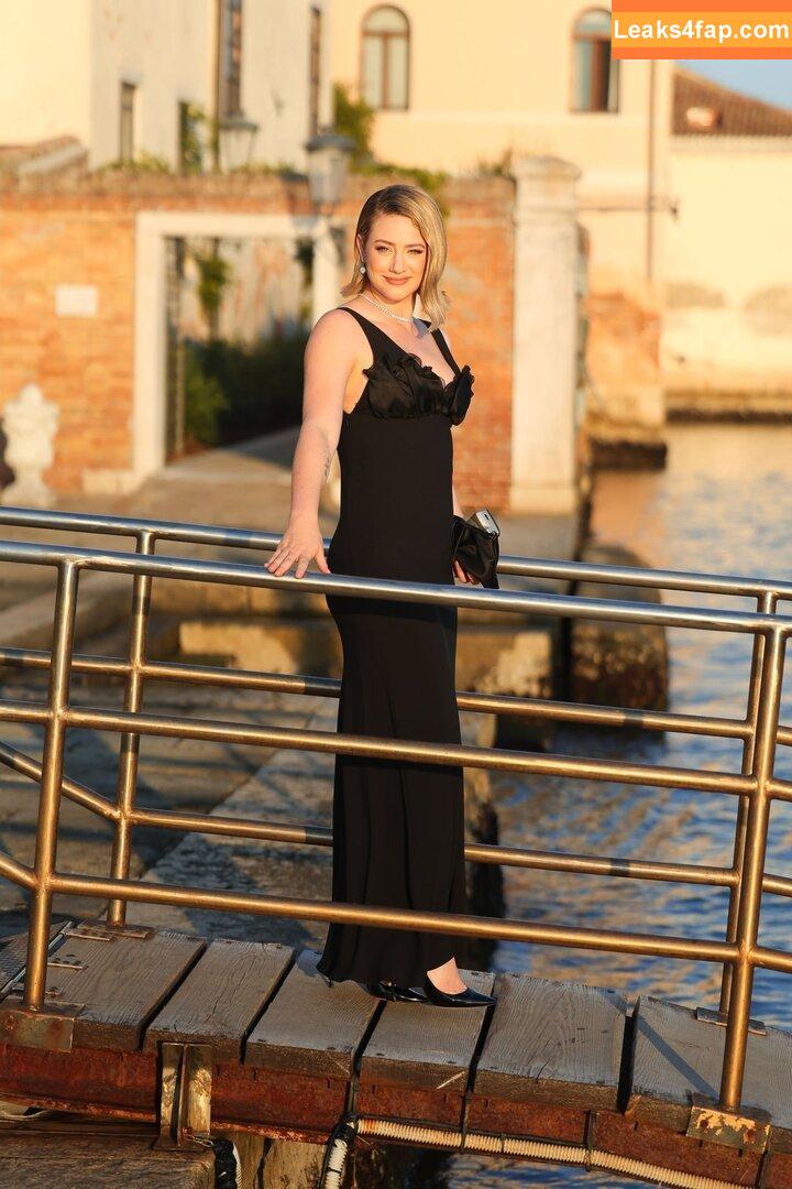 Lili Reinhart / Unpublished Photos / lilireinhart leaked photo photo #0188