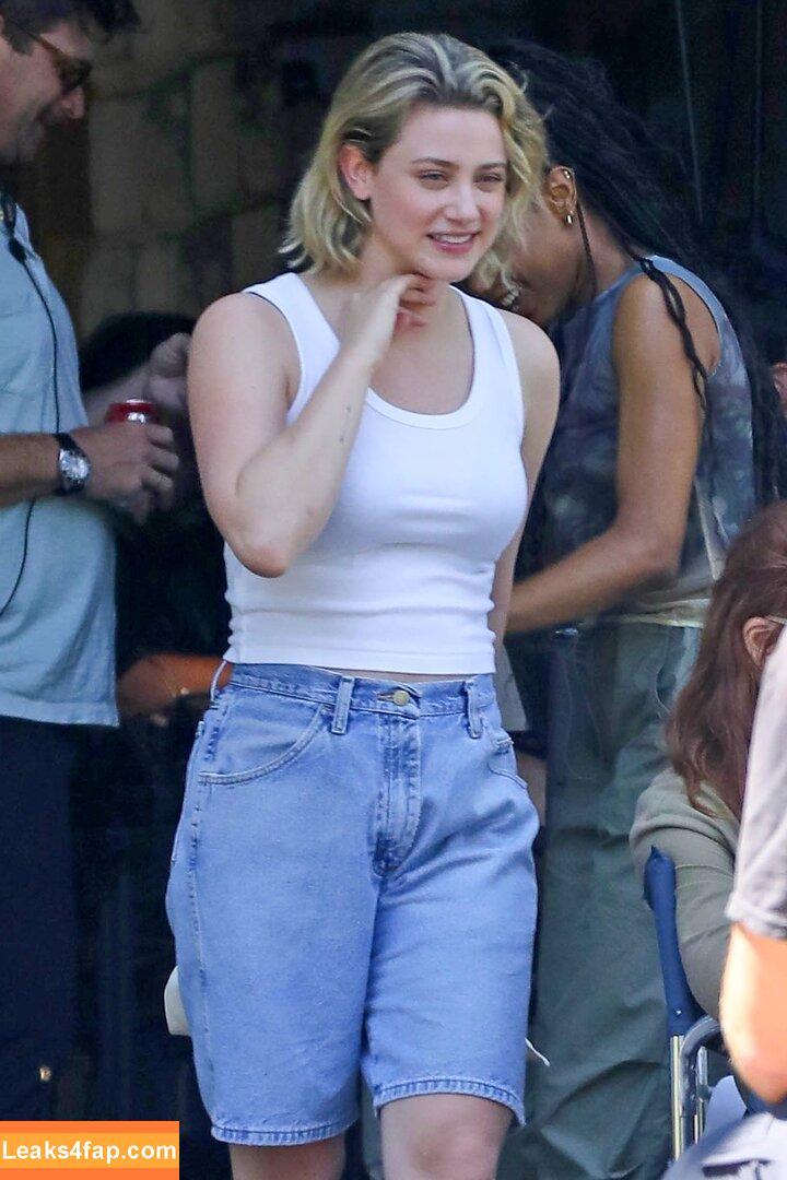Lili Reinhart / Unpublished Photos / lilireinhart leaked photo photo #0204