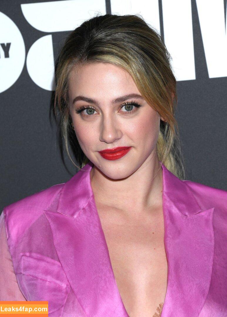 Lili Reinhart / Unpublished Photos / lilireinhart leaked photo photo #0246