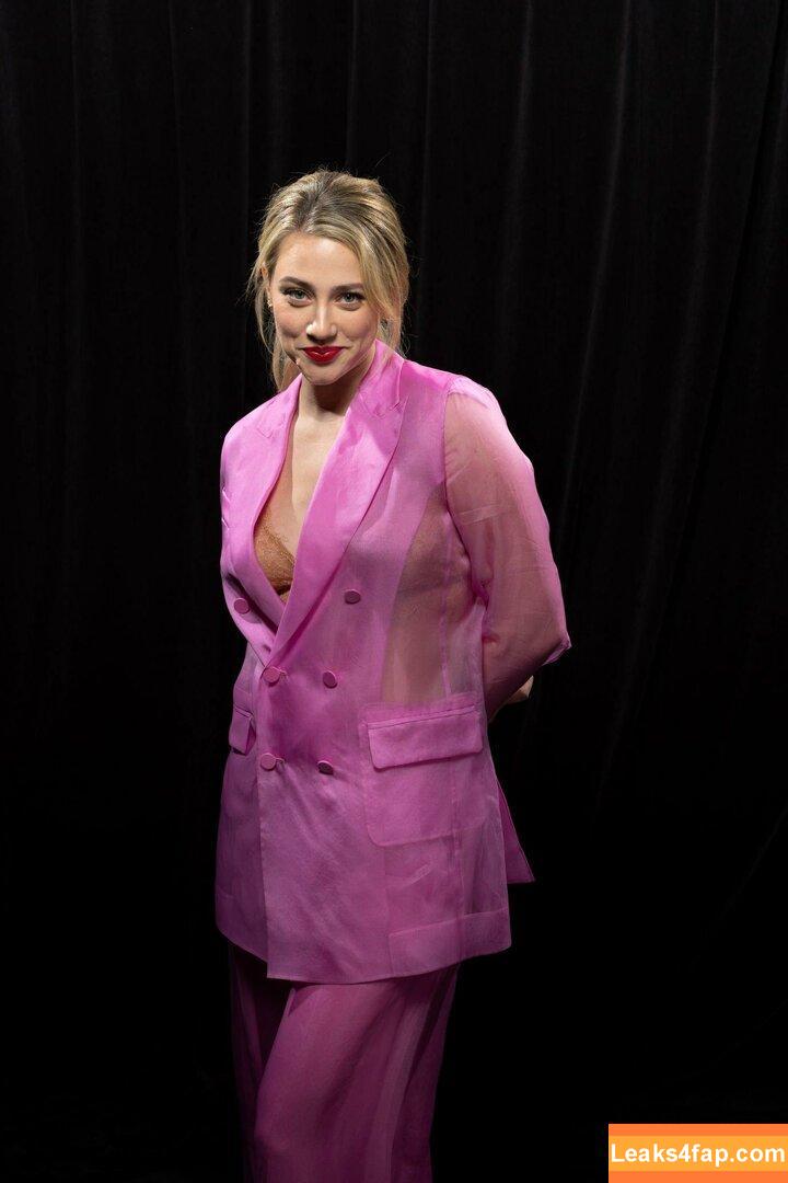 Lili Reinhart / Unpublished Photos / lilireinhart leaked photo photo #0268