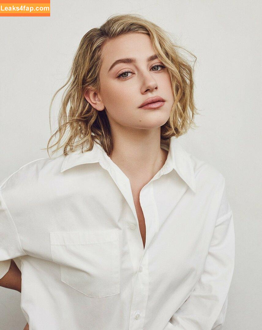 Lili Reinhart / Unpublished Photos / lilireinhart leaked photo photo #0274