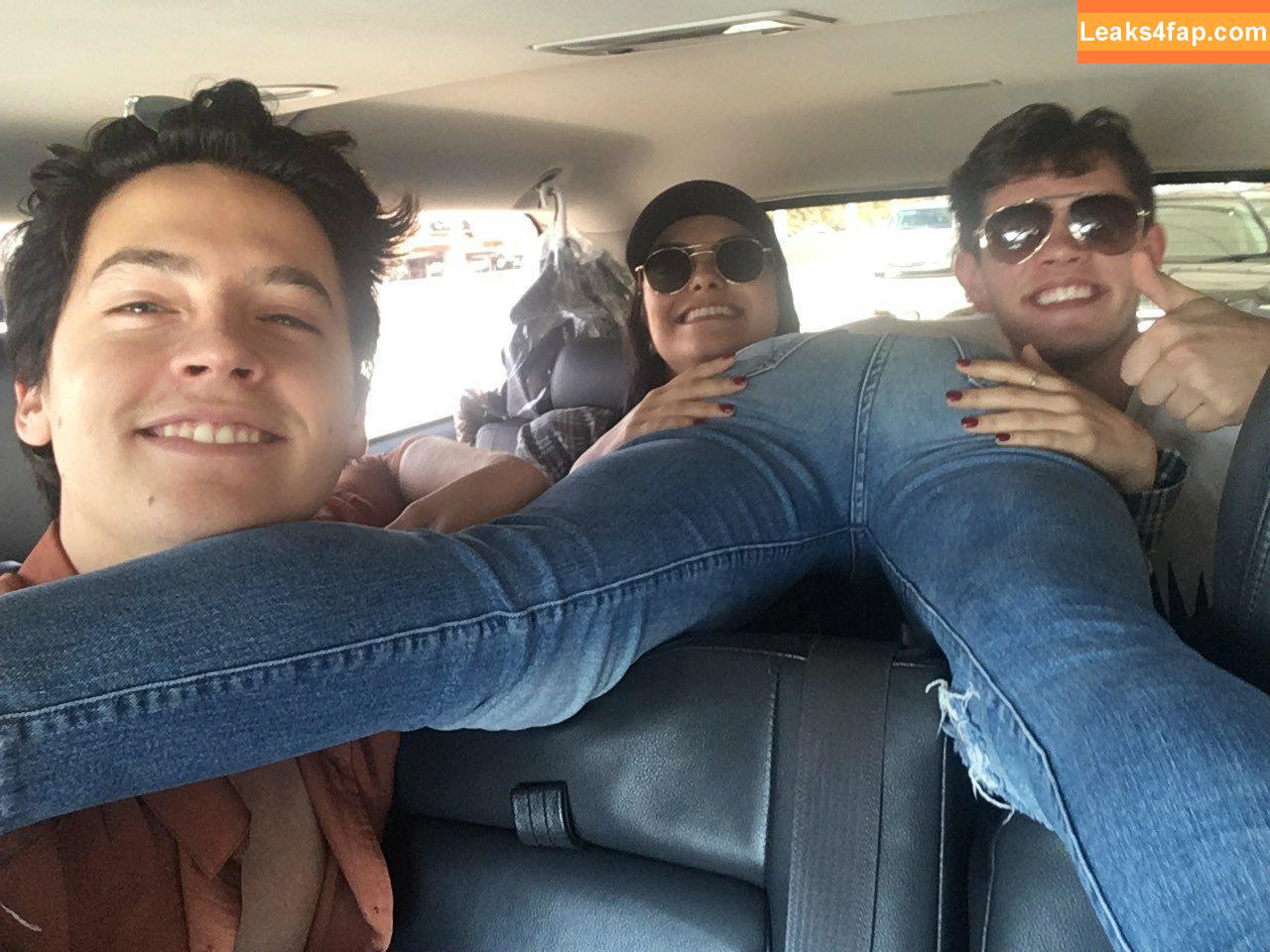 Lili Reinhart / Unpublished Photos / lilireinhart leaked photo photo #0289