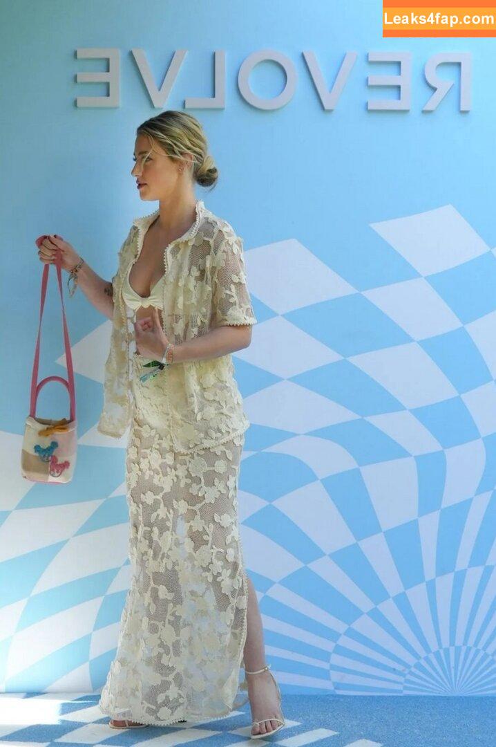 Lili Reinhart / Unpublished Photos / lilireinhart leaked photo photo #0372