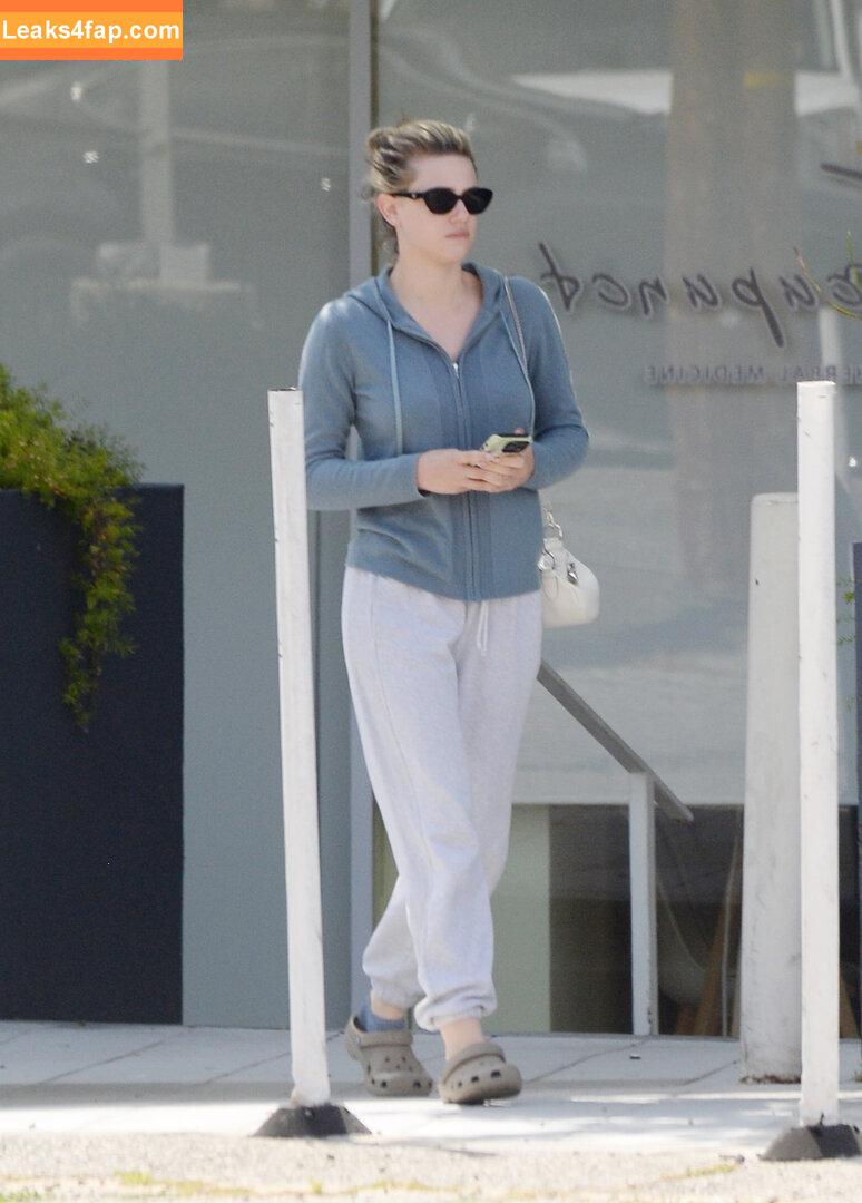 Lili Reinhart / Unpublished Photos / lilireinhart leaked photo photo #0386