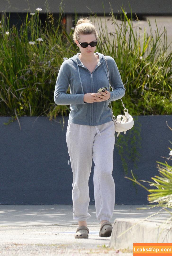 Lili Reinhart / Unpublished Photos / lilireinhart leaked photo photo #0390