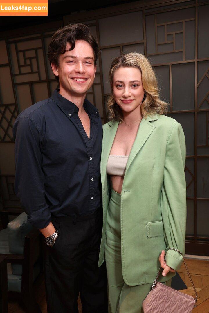 Lili Reinhart / Unpublished Photos / lilireinhart leaked photo photo #0401