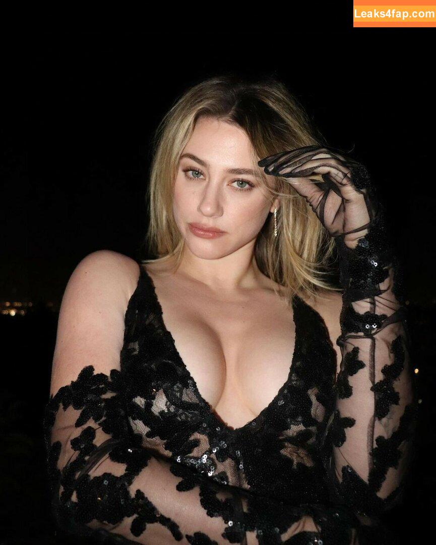 Lili Reinhart / Unpublished Photos / lilireinhart leaked photo photo #0419