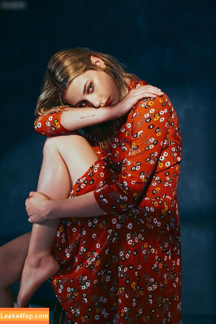 Lili Reinhart / Unpublished Photos / lilireinhart leaked photo photo #0429