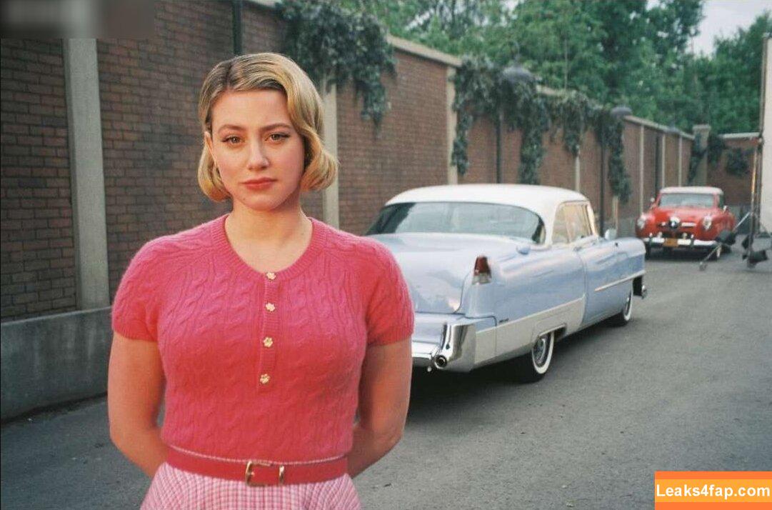 Lili Reinhart / Unpublished Photos / lilireinhart leaked photo photo #0504