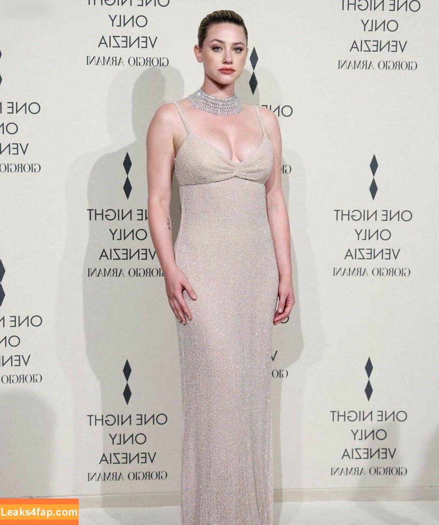 Lili Reinhart / Unpublished Photos / lilireinhart leaked photo photo #0520