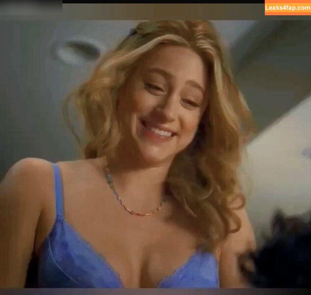 Lili Reinhart / Unpublished Photos / lilireinhart leaked photo photo #0546