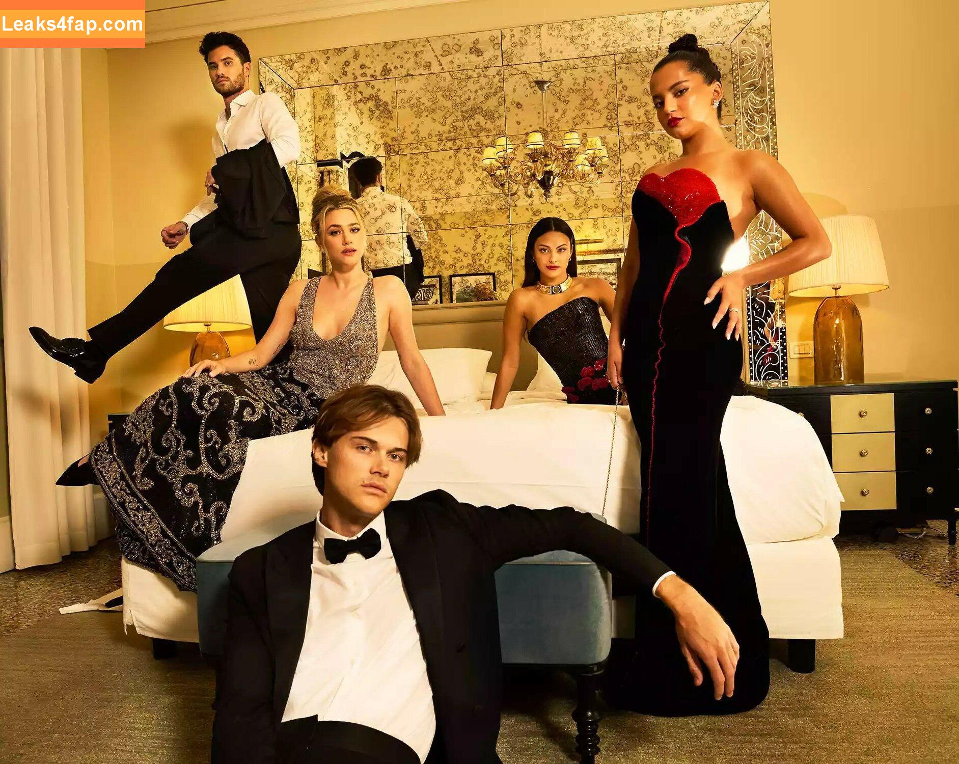 Lili Reinhart / Unpublished Photos / lilireinhart слитое фото фото #0630