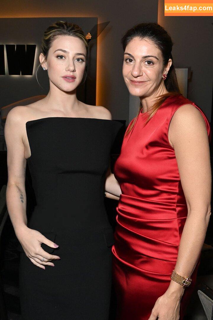 Lili Reinhart / Unpublished Photos / lilireinhart слитое фото фото #0732