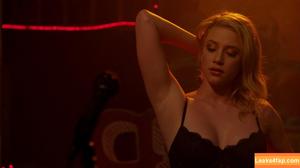 Lili Reinhart фото #0071