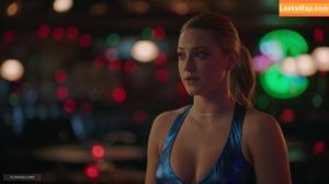 Lili Reinhart фото #0074