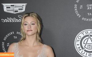 Lili Reinhart photo #0108