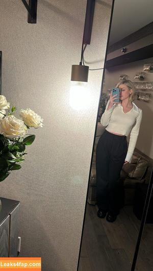 Lili Reinhart photo #0144