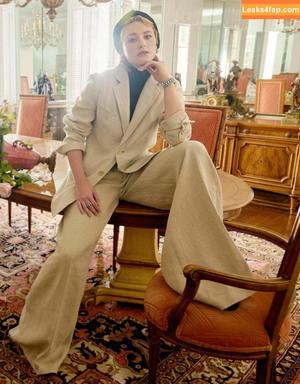 Lili Reinhart photo #0151