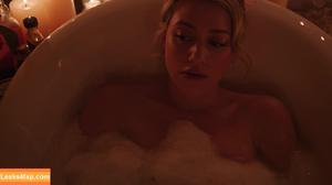 Lili Reinhart photo #0174