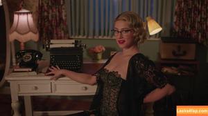 Lili Reinhart photo #0176