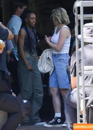 Lili Reinhart photo #0206