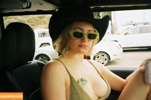 Lili Reinhart photo #0214