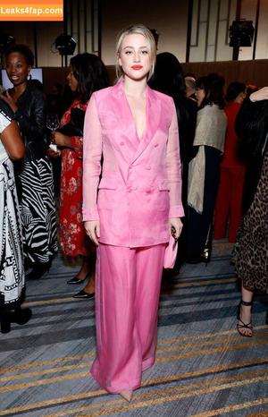 Lili Reinhart photo #0258