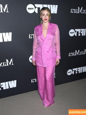 Lili Reinhart photo #0263