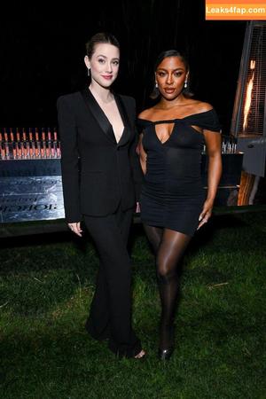 Lili Reinhart photo #0340