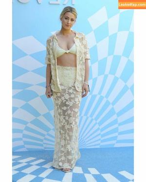 Lili Reinhart photo #0377