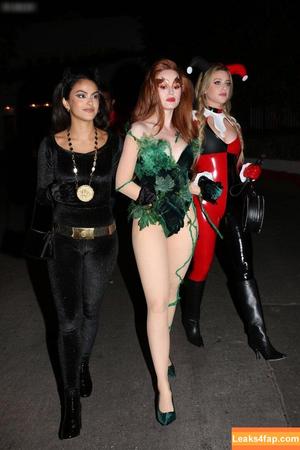 Lili Reinhart photo #0486