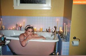 Lili Reinhart фото #0636