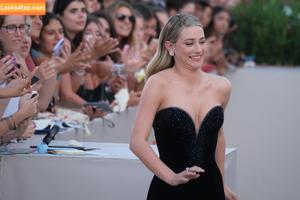 Lili Reinhart фото #0693