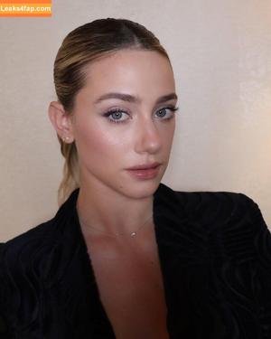 Lili Reinhart фото #0730