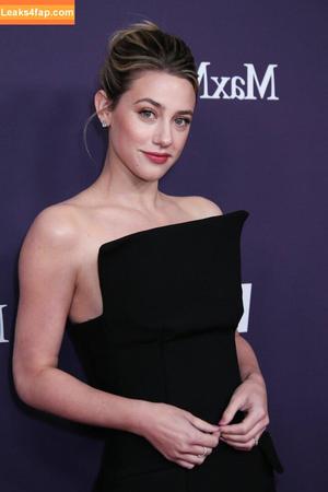 Lili Reinhart фото #0736