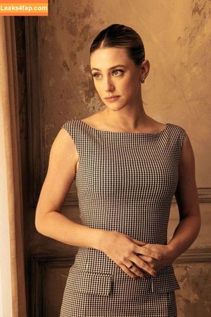 Lili Reinhart photo #0912