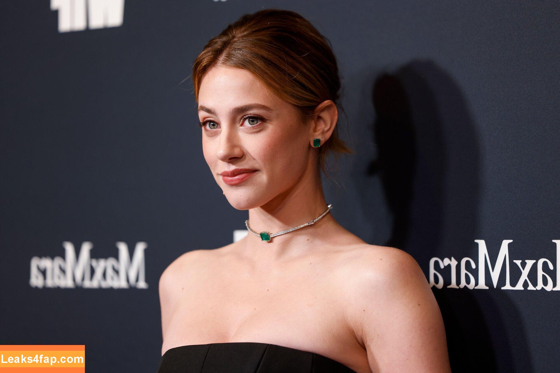 Lili Reinhart / Unpublished Photos / lilireinhart слитое фото фото #1033