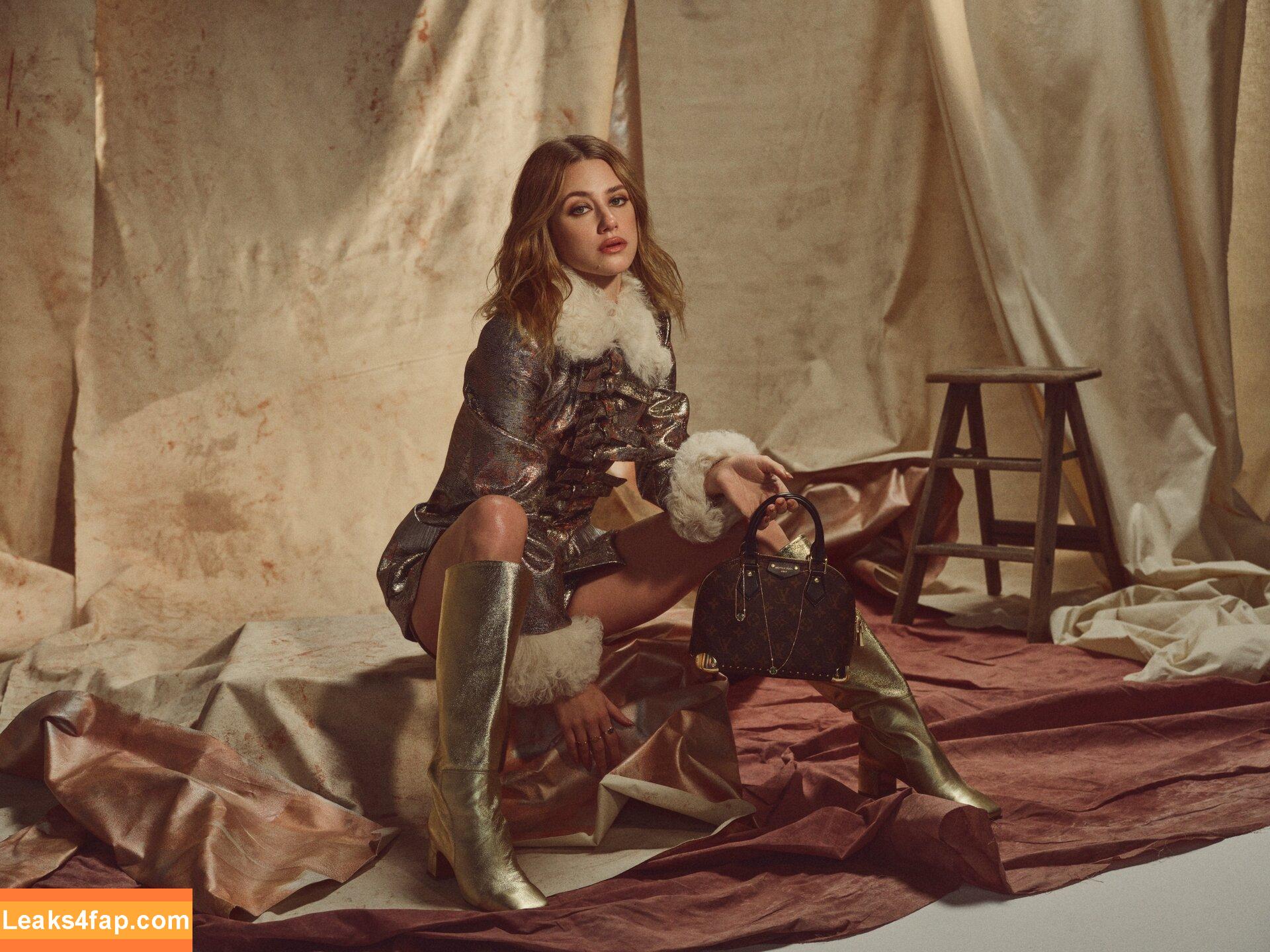 Lili Reinhart / Unpublished Photos / lilireinhart слитое фото фото #1141