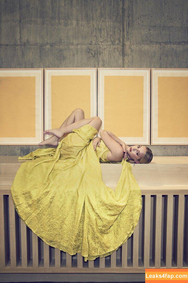 Lili Reinhart / Unpublished Photos / https: / lilireinhart leaked photo photo #1182